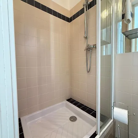 Beautiful 4-bedroom With Pool And Garden Cannes