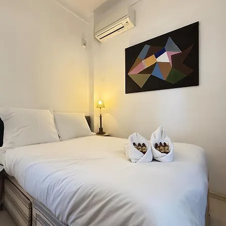 Beautiful 4-bedroom With Pool And Garden Tatil Evi