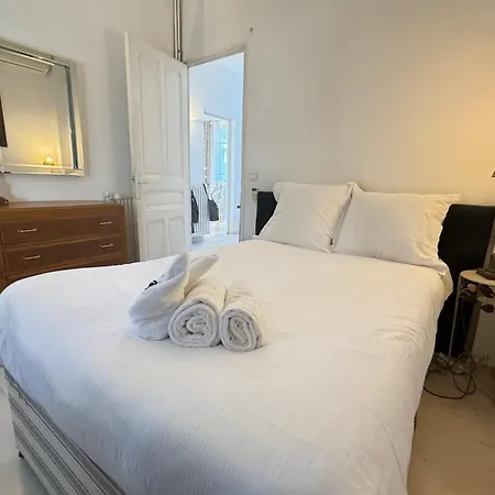 Tatil Evi Beautiful 4-bedroom With Pool And Garden