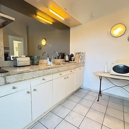 Beautiful 4-bedroom With Pool And Garden Cannes