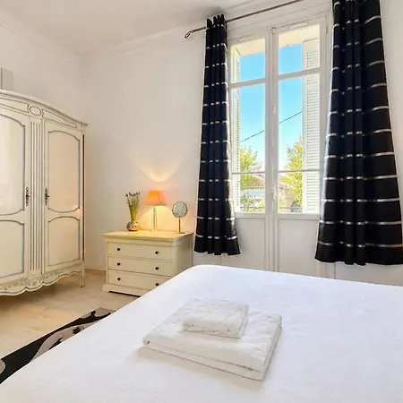 Beautiful 4-bedroom With Pool And Garden