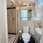 펜션 Beautiful 4-bedroom With Pool And Garden *