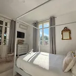 Beautiful 4-bedroom With Pool And Garden 펜션 *